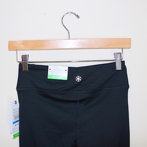 Gaiam Cora High-Waisted Laser-Cut Black Capri Leggings - Picture 5 of 10